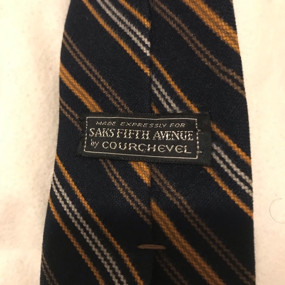 Saks Fifth Avenue - Tie - Picture 2 of 3